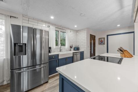 17 Kensington Drive Sandwich MA 02563