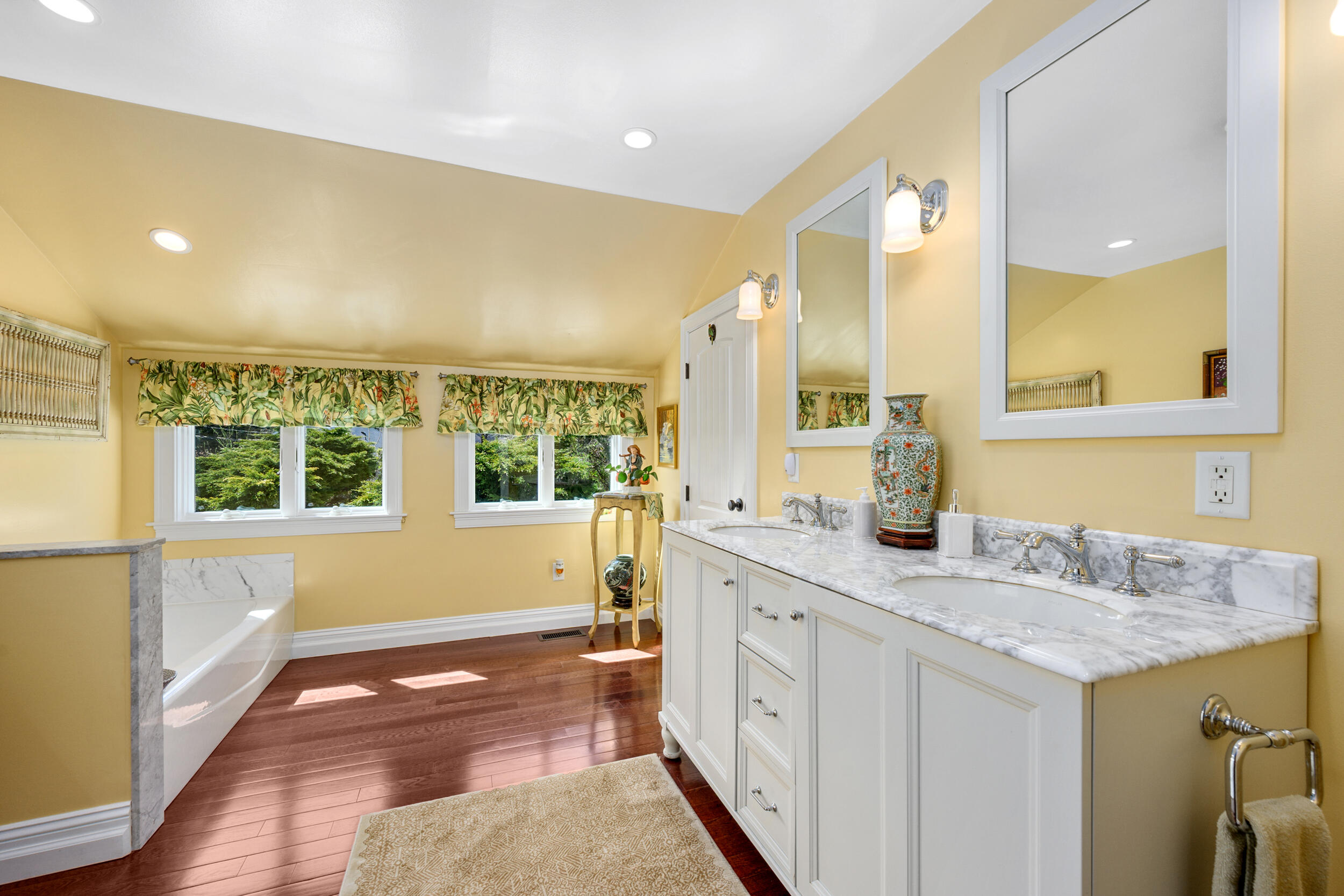 55 Tonela Lane Barnstable MA 02630