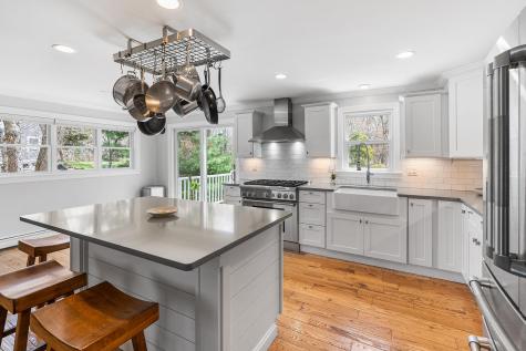 320 Braggs Lane Barnstable MA 02630