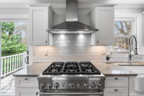 320 Braggs Lane Barnstable MA 02630