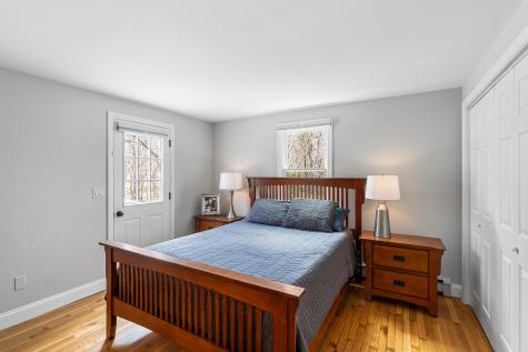 320 Braggs Lane Barnstable MA 02630