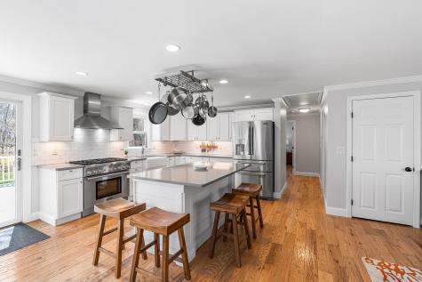 320 Braggs Lane Barnstable MA 02630
