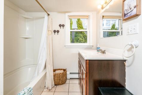 8 Quinsigamond Avenue Falmouth MA 02540