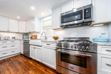 8 Quinsigamond Avenue Falmouth MA 02540
