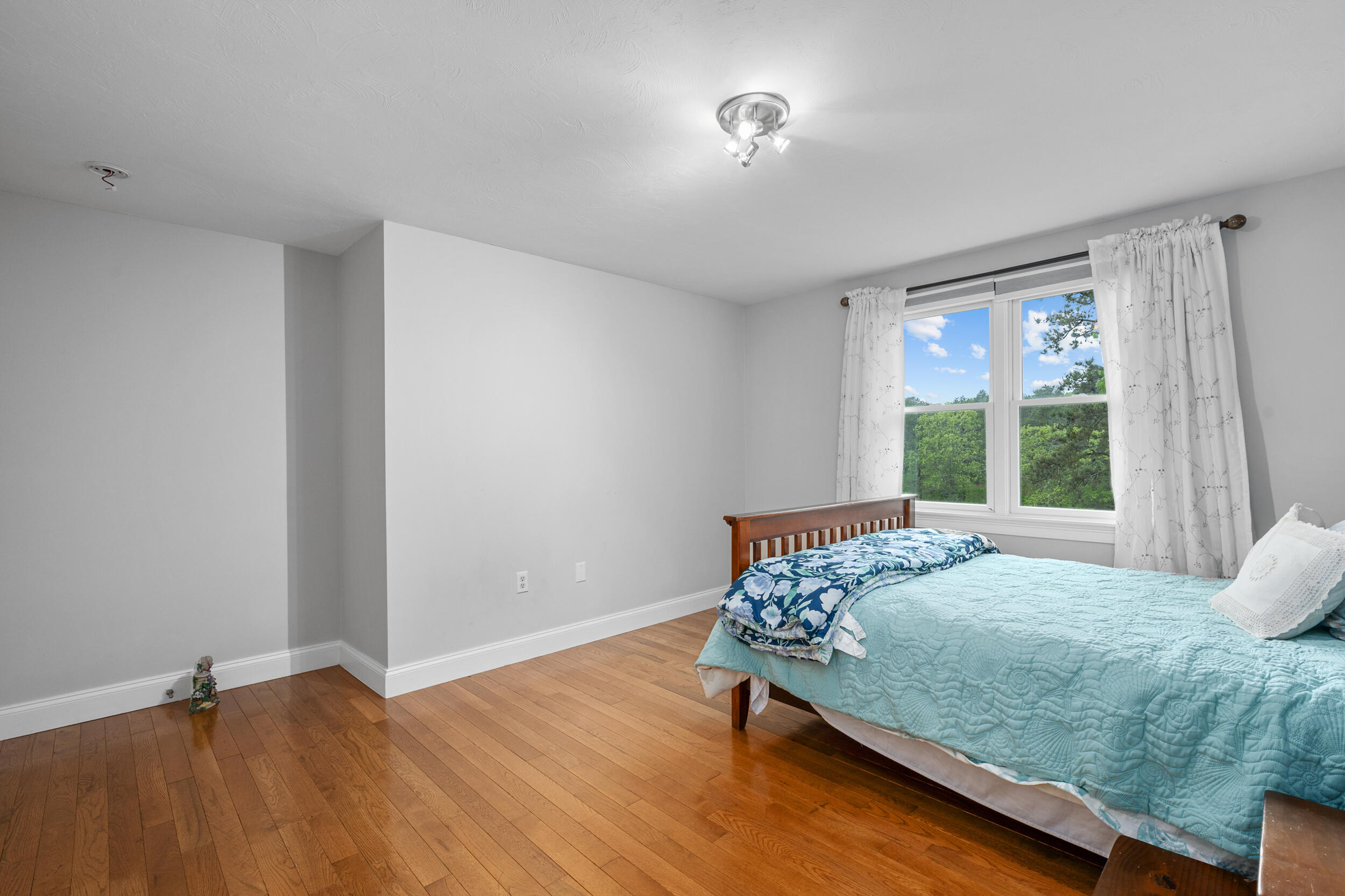 35 Bayshore Drive Mashpee MA 02649