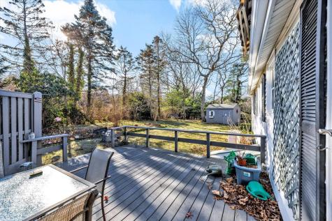 48 Maple Street Bourne MA 02532