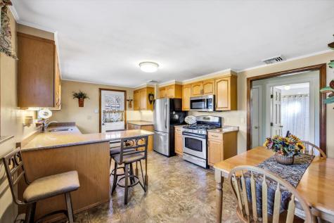 48 Maple Street Bourne MA 02532