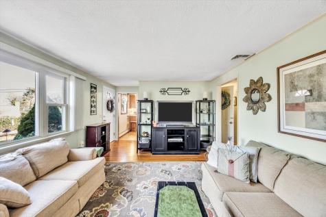 48 Maple Street Bourne MA 02532