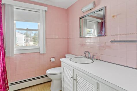 404 Sandwich Road Falmouth MA 02536