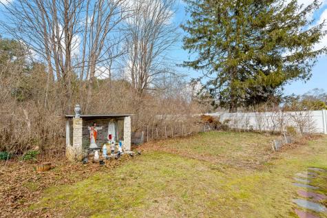 404 Sandwich Road Falmouth MA 02536