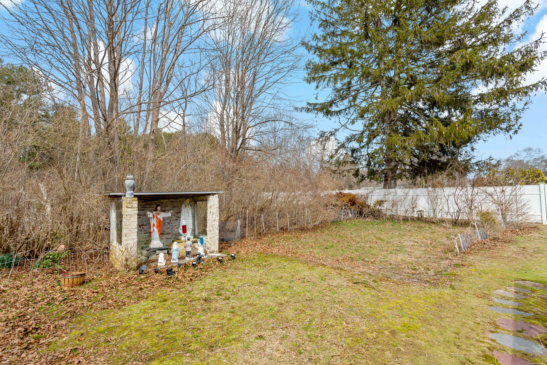 404 Sandwich Road Falmouth MA 02536