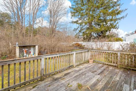 404 Sandwich Road Falmouth MA 02536