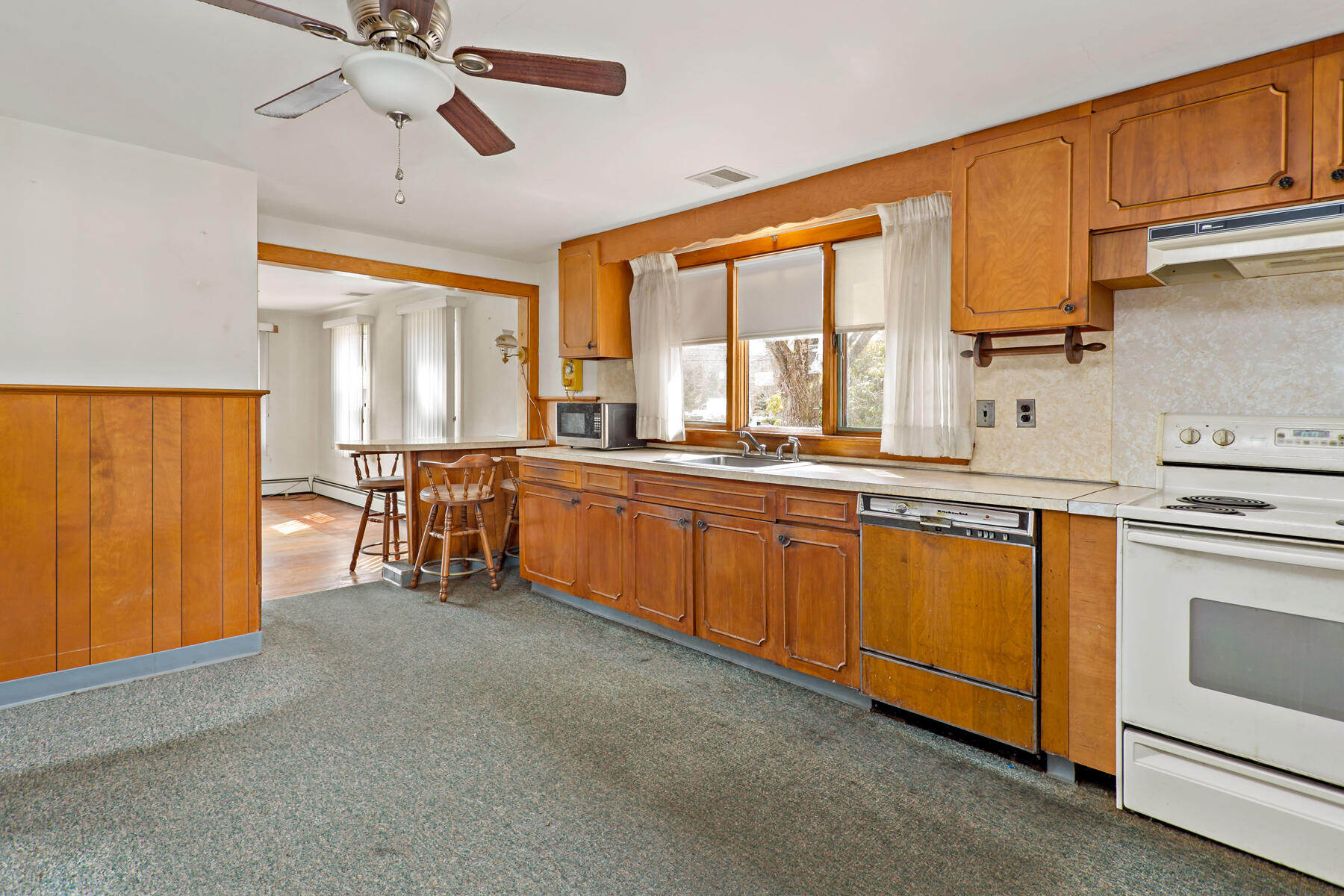 404 Sandwich Road, Falmouth MA photo 5