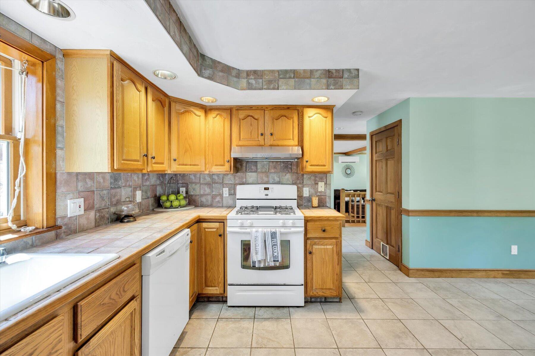 34 Hilltop Drive Bourne MA 02561