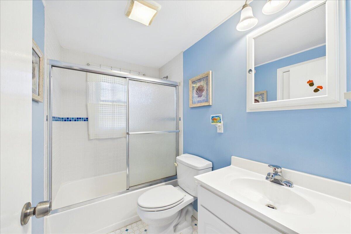 32 Scholl Avenue West Yarmouth MA 02673