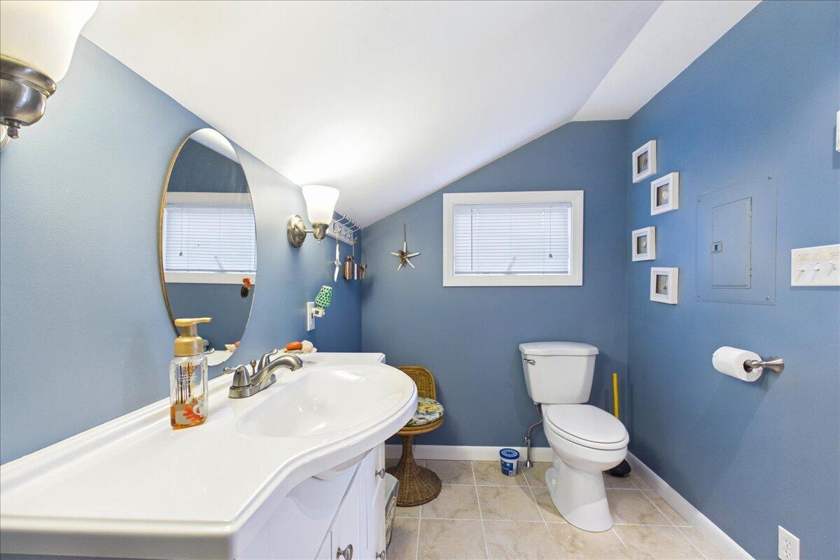 32 Scholl Avenue West Yarmouth MA 02673