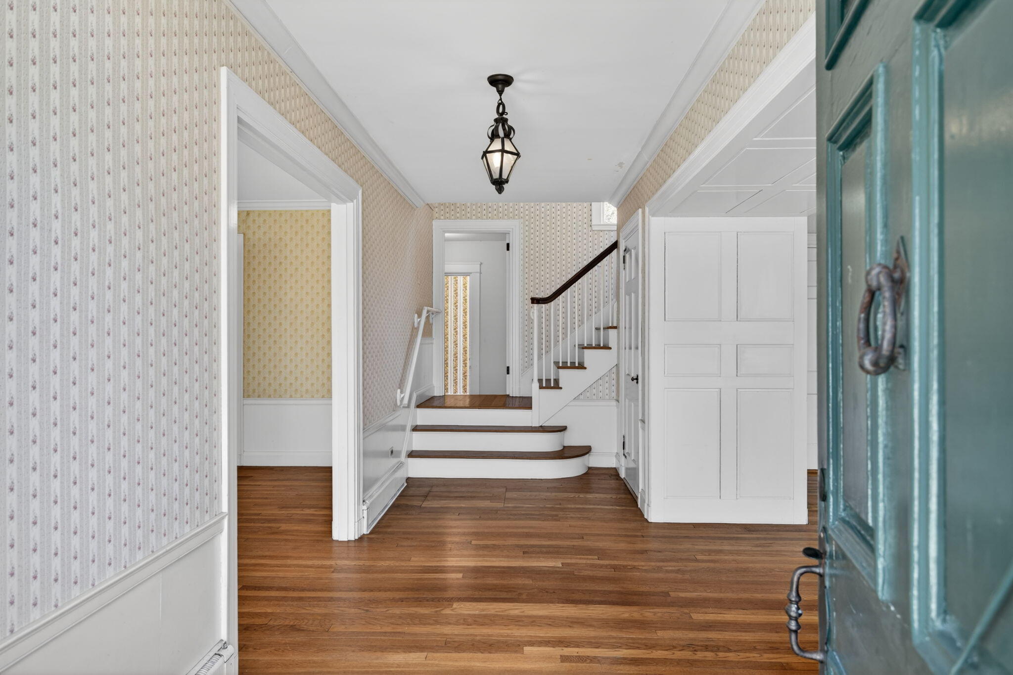64 Church Street Falmouth MA 02543