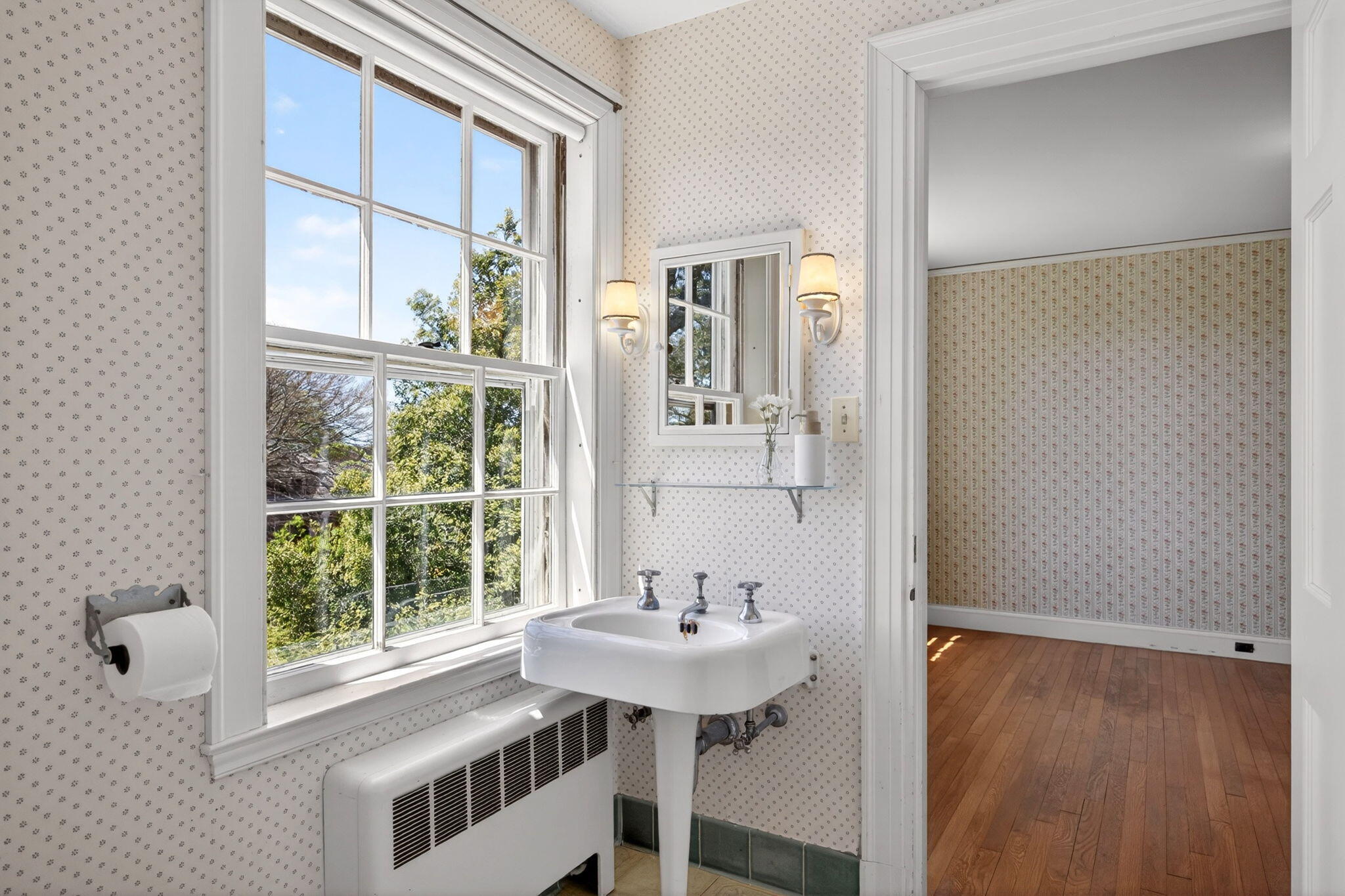 64 Church Street Falmouth MA 02543