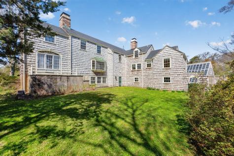 64 Church Street Falmouth MA 02543