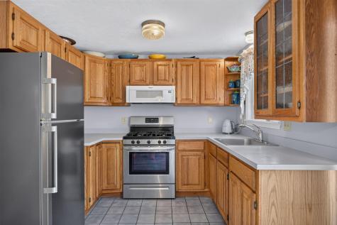 908 Shore Road Pocasset MA 02559