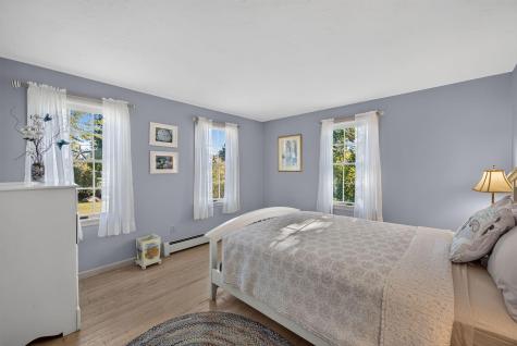 908 Shore Road Pocasset MA 02559