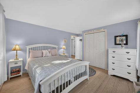 908 Shore Road Pocasset MA 02559