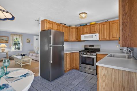 908 Shore Road Pocasset MA 02559