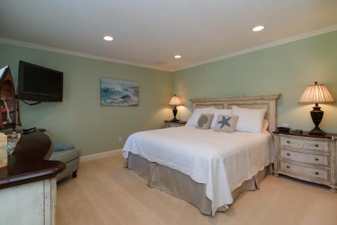 236 Glenneagle Drive Mashpee MA 02649