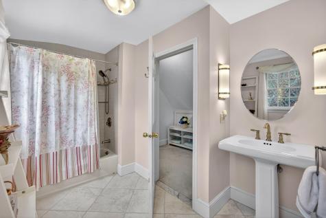 9 Gray Birch Road Sandwich MA 02537