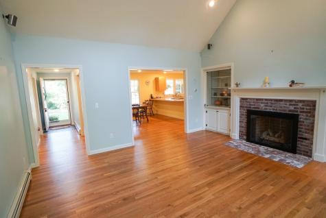 33 Thomegan Road Brewster MA 02631