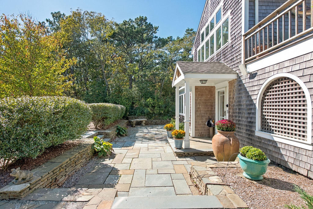 1095 Long Pond Road Wellfleet MA 02667