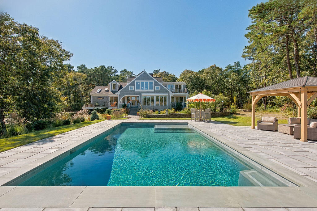 1095 Long Pond Road Wellfleet MA 02667