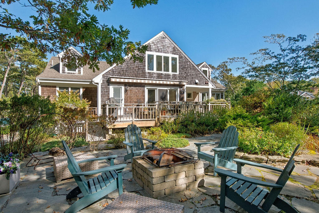 1095 Long Pond Road Wellfleet MA 02667