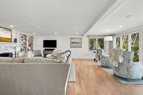 1095 Long Pond Road Wellfleet MA 02667