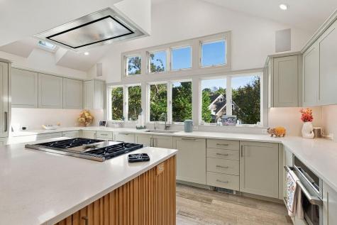 1095 Long Pond Road Wellfleet MA 02667