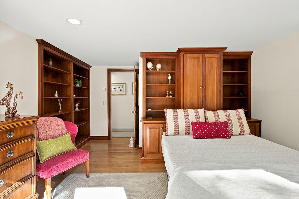 1095 Long Pond Road Wellfleet MA 02667