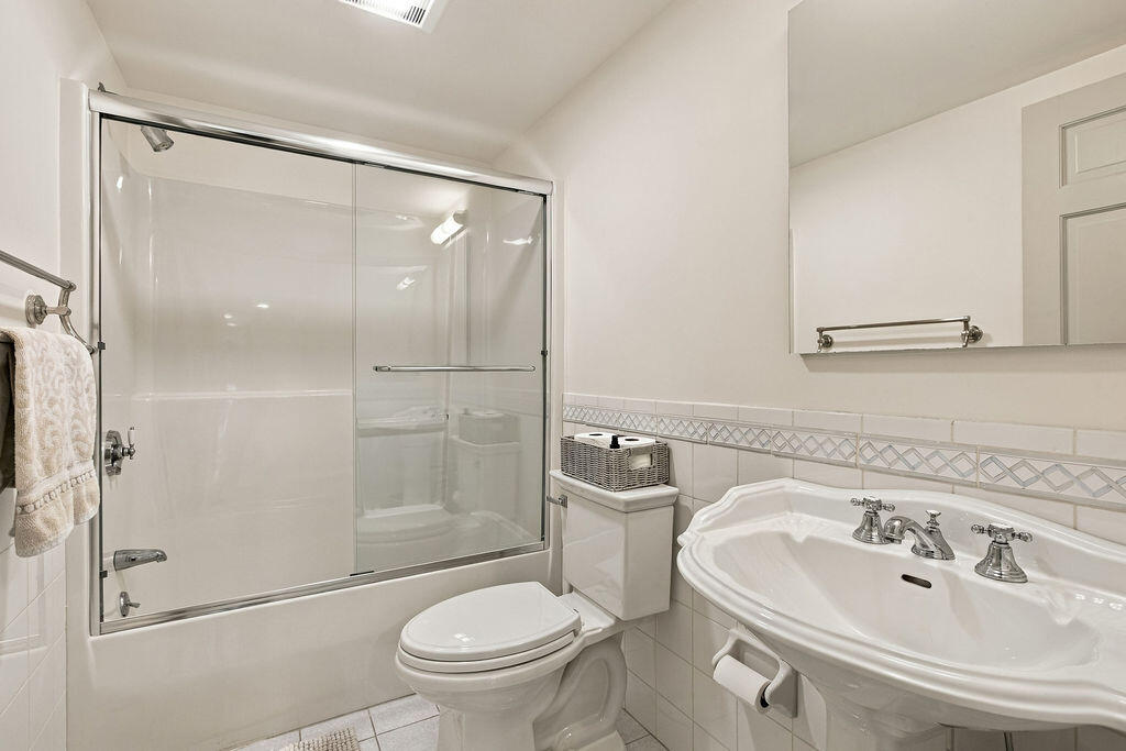 1095 Long Pond Road Wellfleet MA 02667