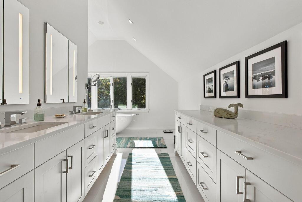 1095 Long Pond Road Wellfleet MA 02667
