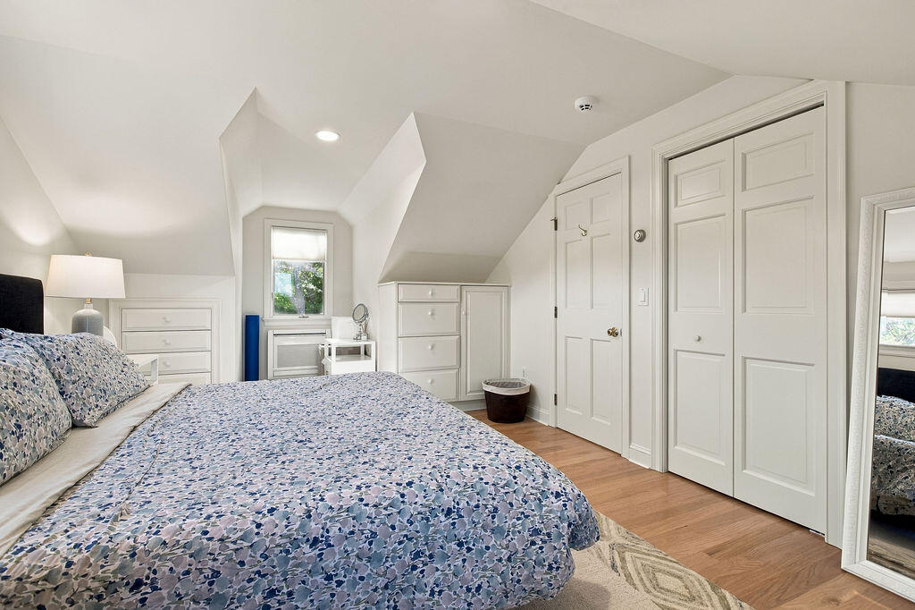 1095 Long Pond Road Wellfleet MA 02667