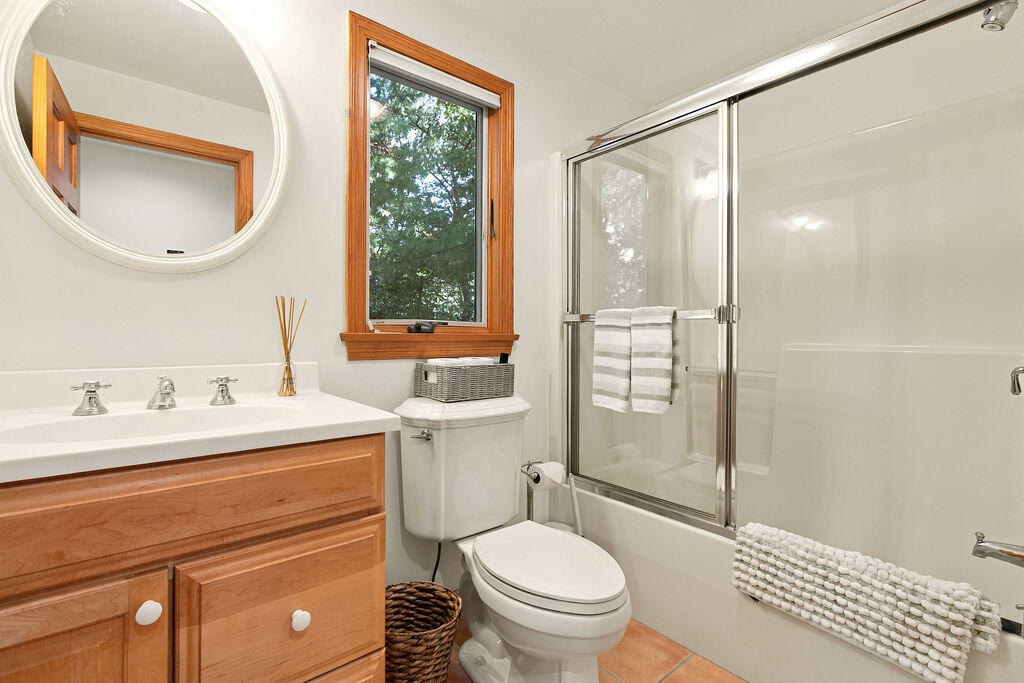 1095 Long Pond Road Wellfleet MA 02667