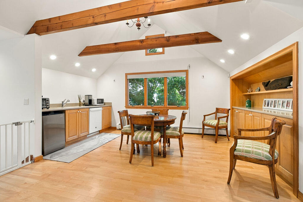 1095 Long Pond Road Wellfleet MA 02667