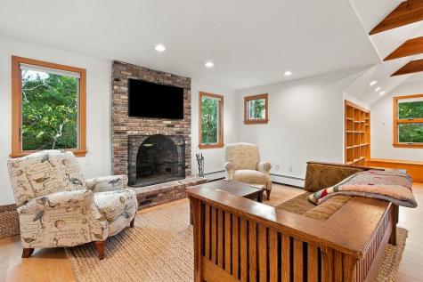 1095 Long Pond Road Wellfleet MA 02667