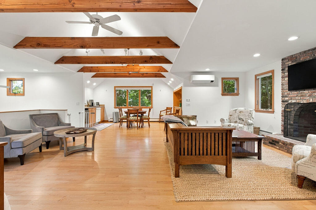 1095 Long Pond Road Wellfleet MA 02667