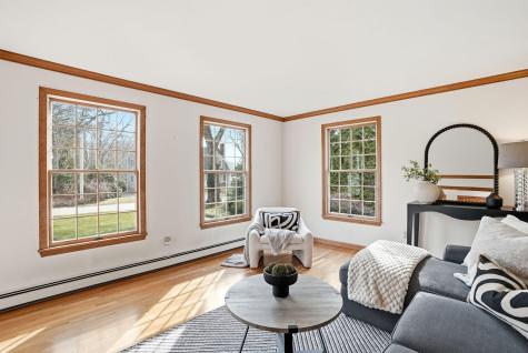 19 Nemasket Road Falmouth MA 02540