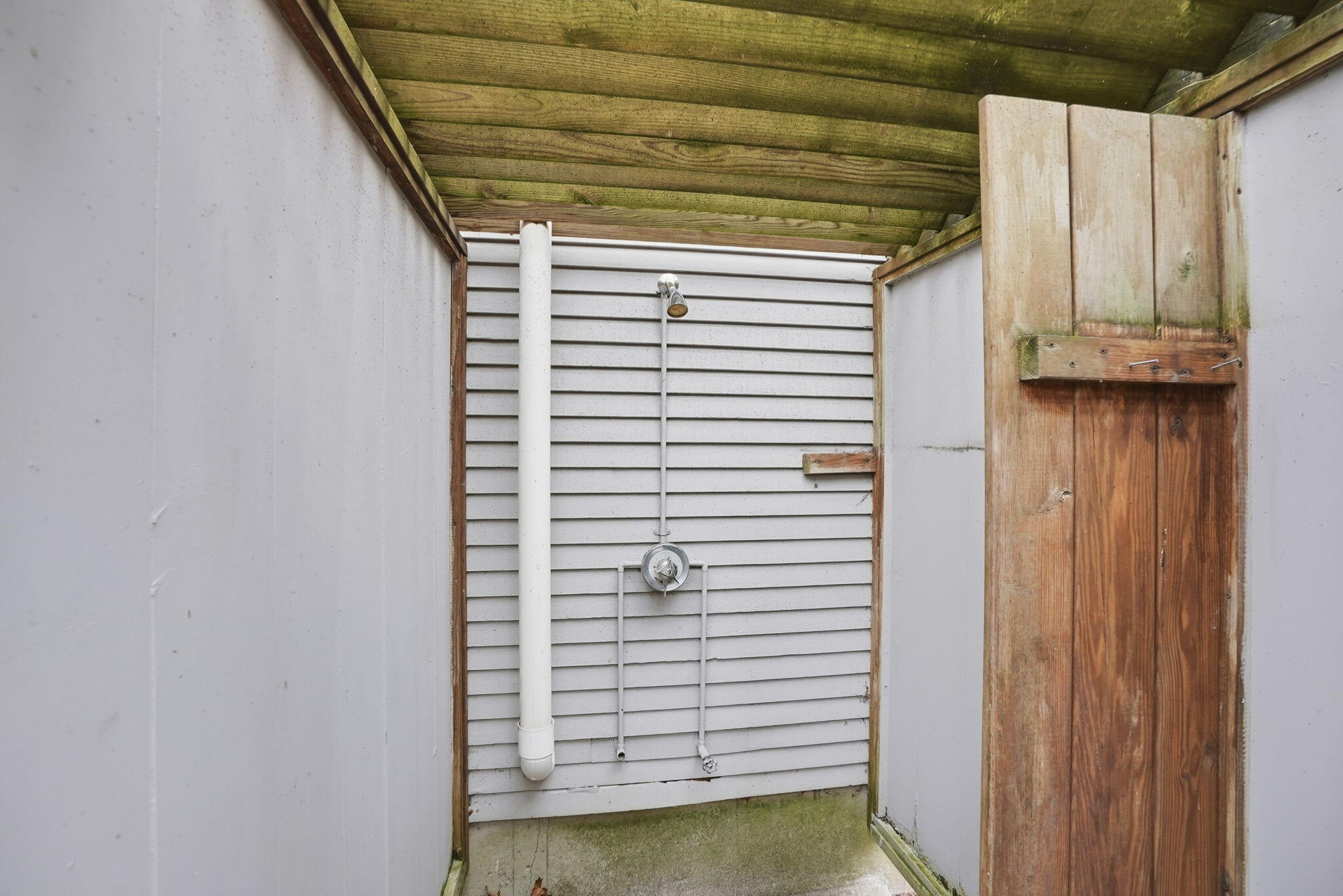 19 Nemasket Road Falmouth MA 02540