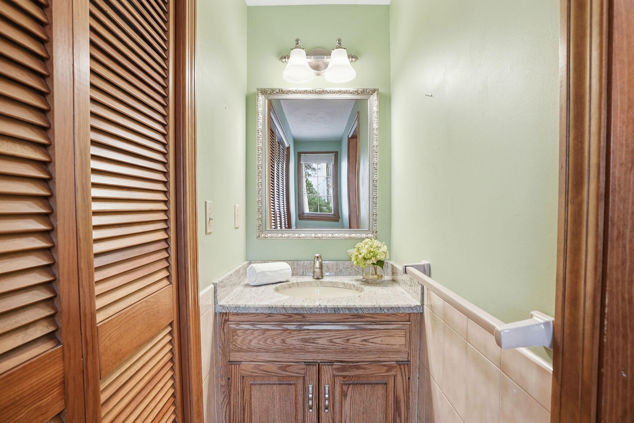 19 Nemasket Road Falmouth MA 02540
