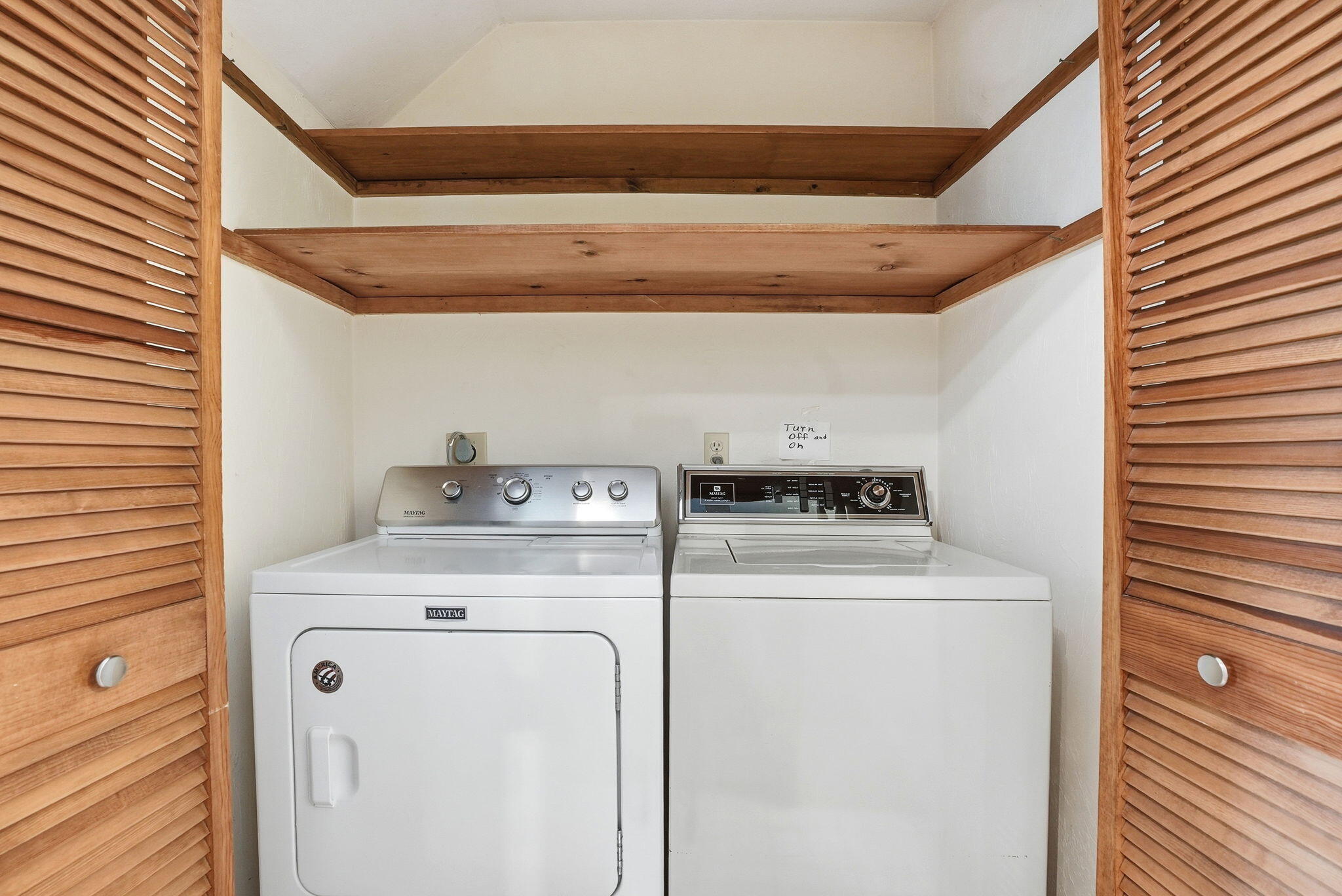 19 Nemasket Road Falmouth MA 02540