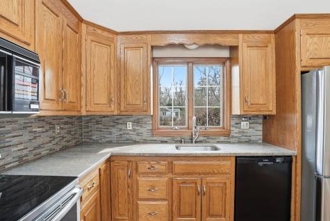 19 Nemasket Road Falmouth MA 02540