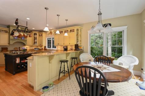 10 Mossy Bottom Lane Sandwich MA 02563