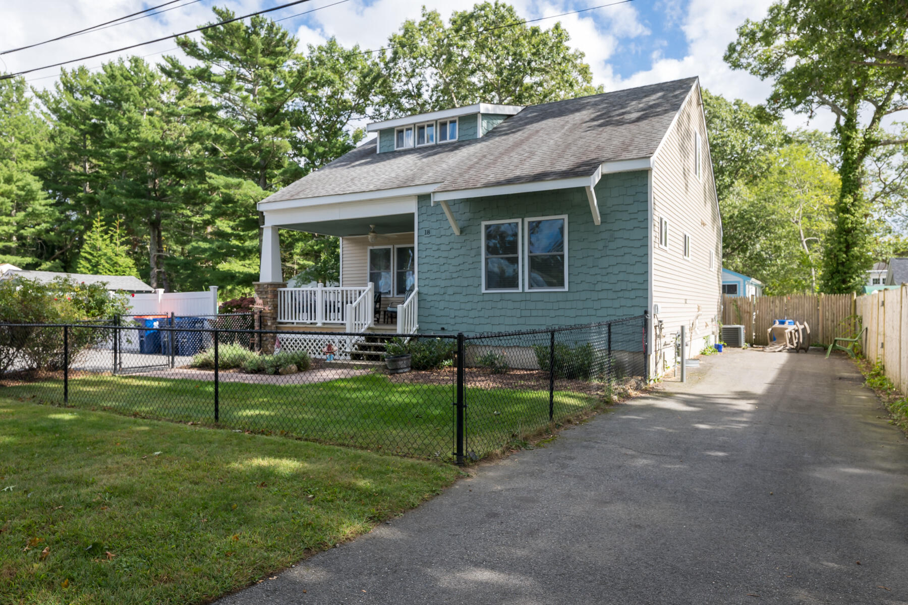 18 Elmwood Street Wareham MA 02571